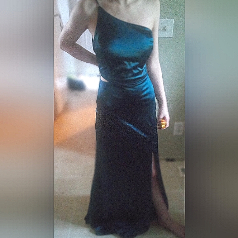 David's Bridal Prom / Occasion Dress
